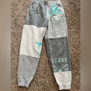 Katy Hearn- Stori- backstory sweatpant- htr grey multi trip